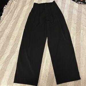 Loose fit dress pants